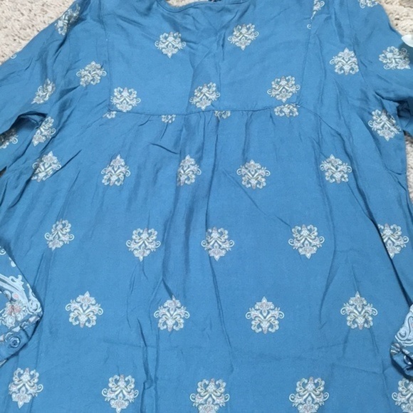 Floral Longsleeve Dress - Picture 5 of 8